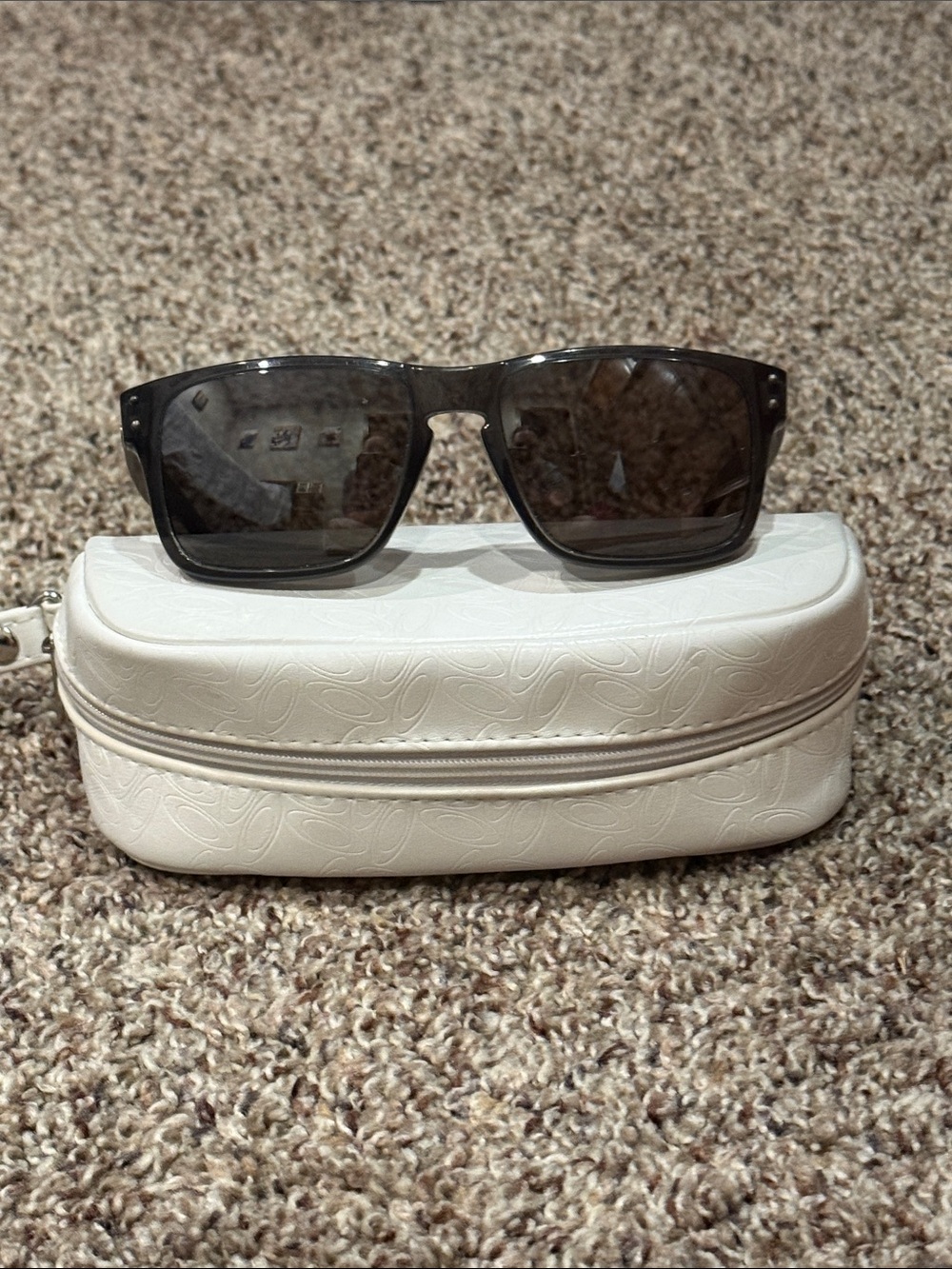Women’s Holbrook Oakley Sunglasses